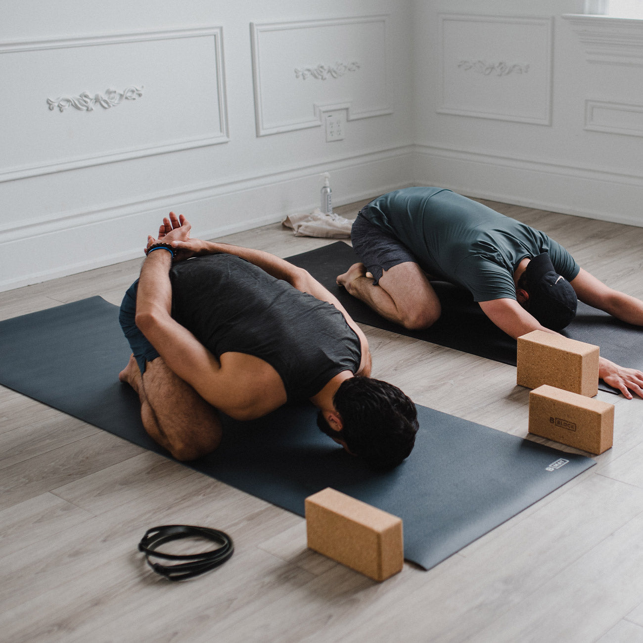 Yogamatte b mat strong - Charcoal