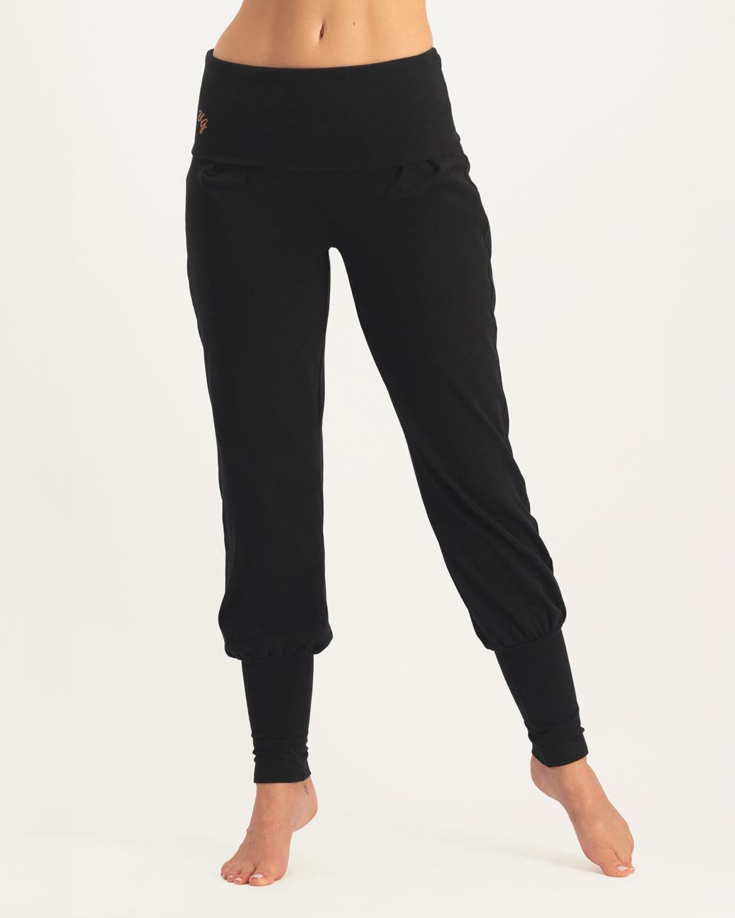 Yogahose Devi - Onyx Black