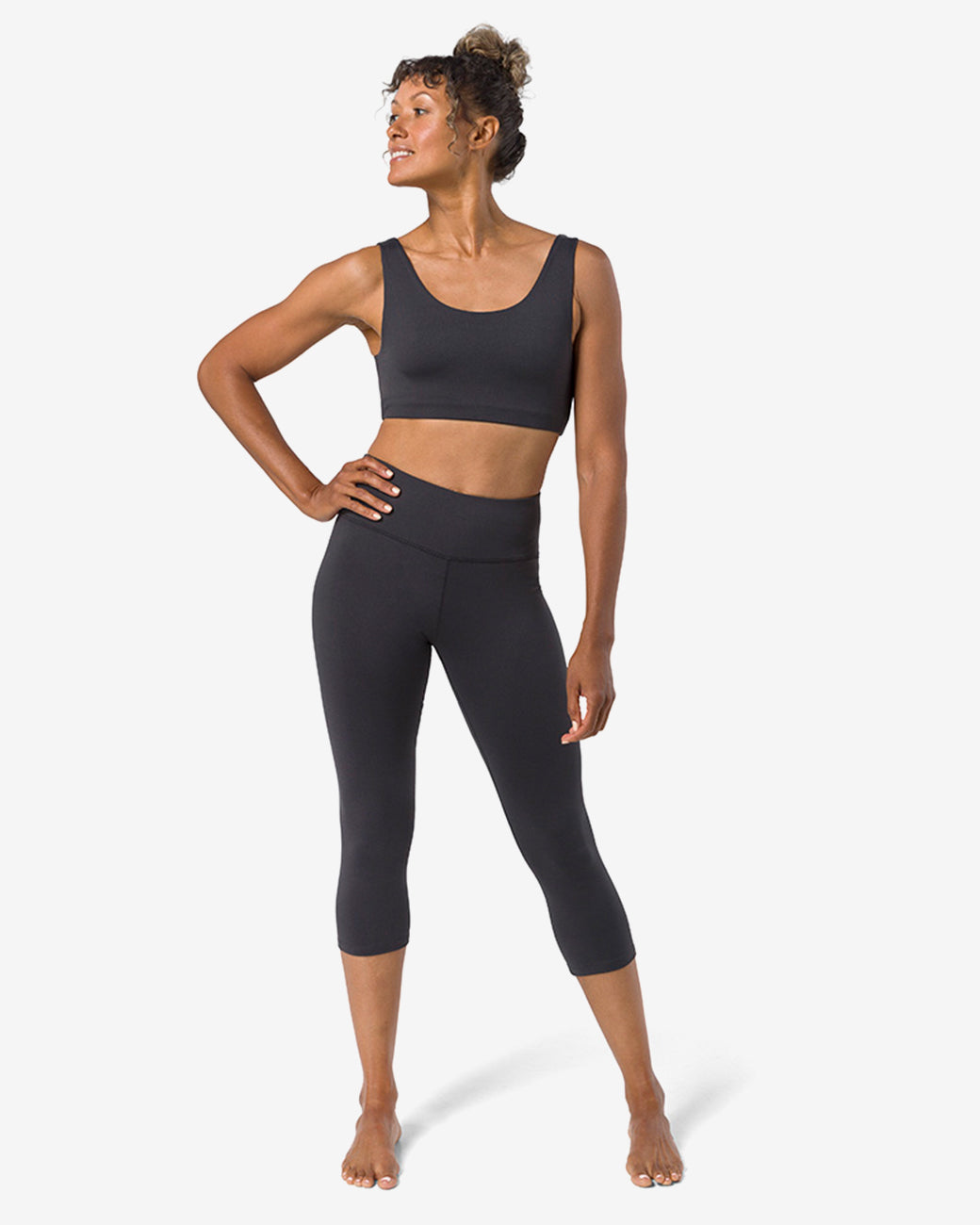 Dhara Capri Leggings - Phantom Leggings Manduka   